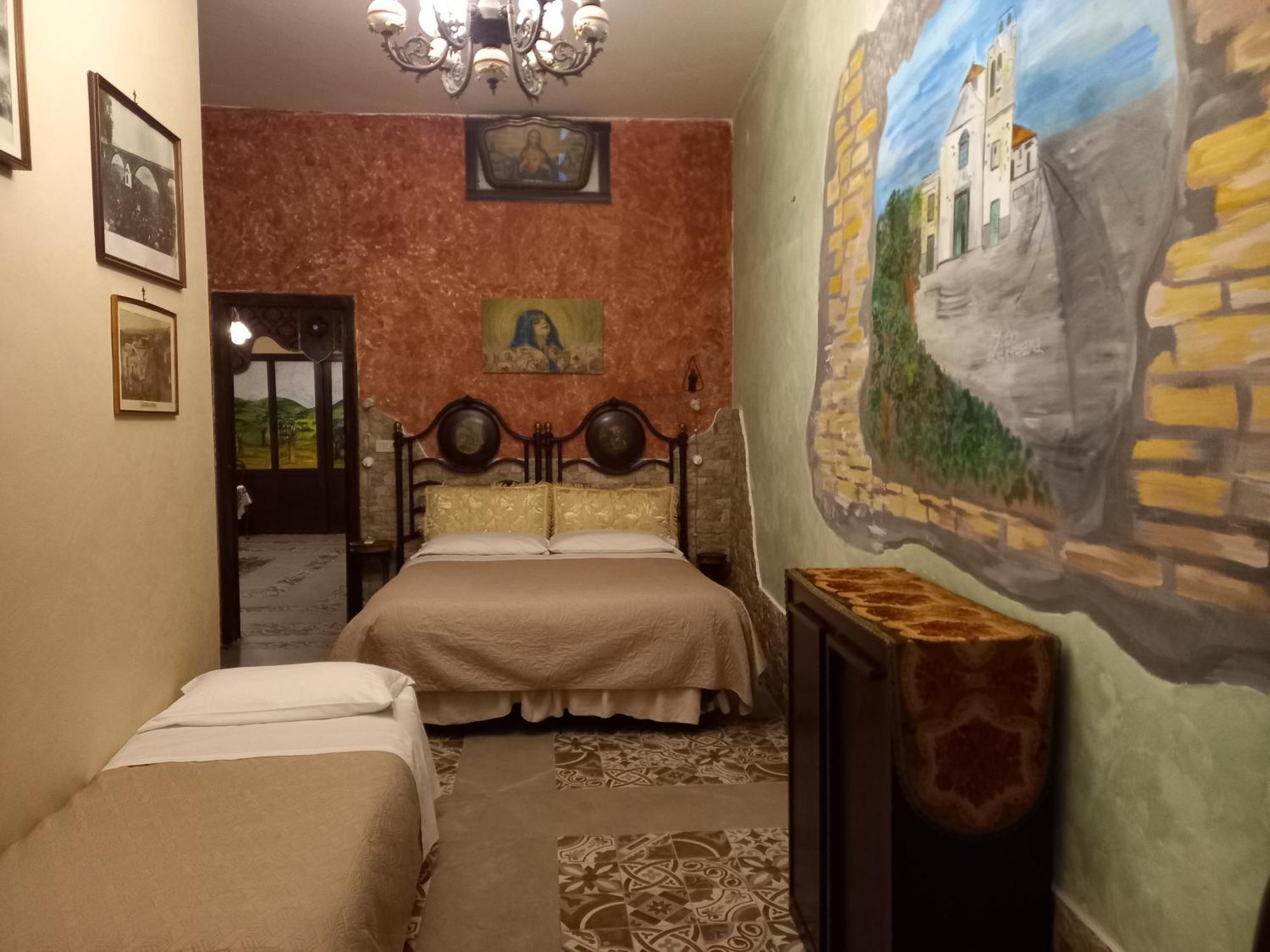 Sicilia In Miniatura "L'Atelier Dell'Etna" Bed & Breakfast Zafferana Etnea Exterior photo