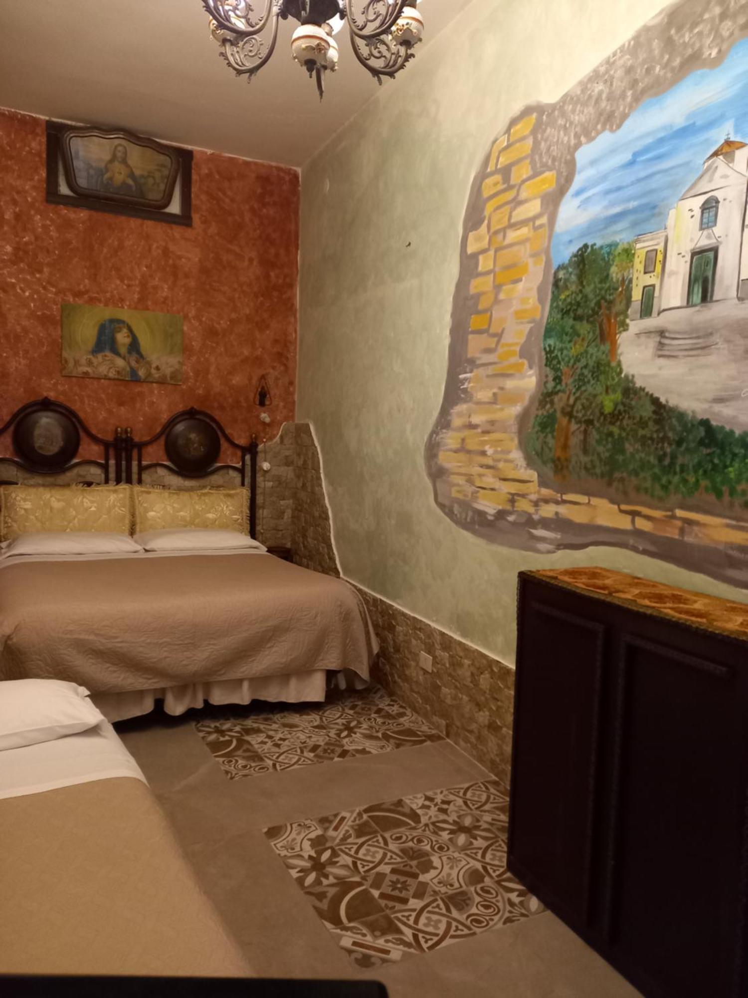 Sicilia In Miniatura "L'Atelier Dell'Etna" Bed & Breakfast Zafferana Etnea Room photo