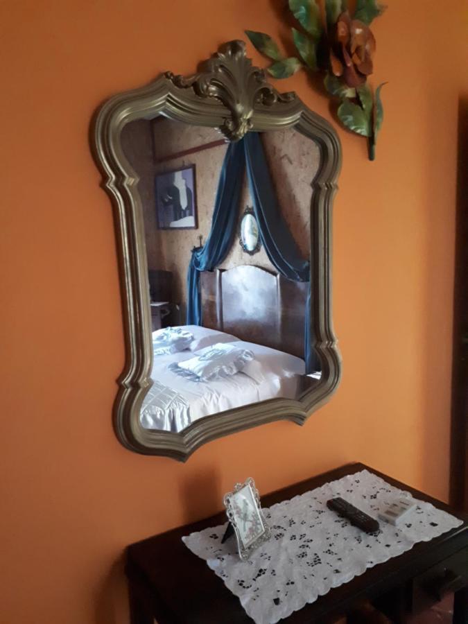 Sicilia In Miniatura "L'Atelier Dell'Etna" Bed & Breakfast Zafferana Etnea Exterior photo
